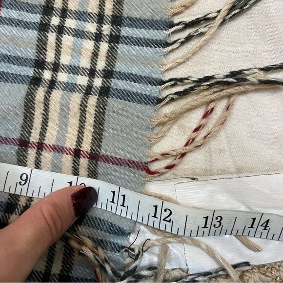 V Fraas‎ Ladies Blue Plaid Fringe End Scarf Cashmink - Picture 5 of 6